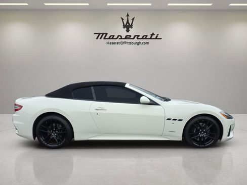 Used 2018 Maserati GranTurismo Sport image 11