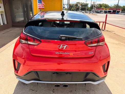Used 2019 Hyundai Veloster Turbo Ultimate FWD image 4