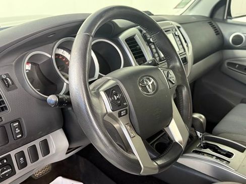 Used 2014 Toyota Tacoma PreRunner w/ TRD Sport Package image 16