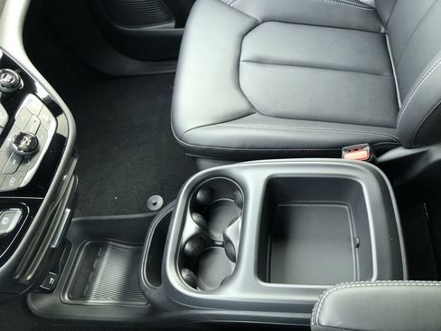 New 2026 Chrysler Pacifica Select image 27