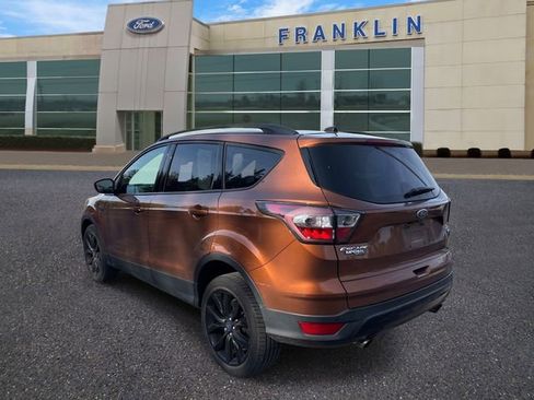 Used 2017 Ford Escape Titanium image 5