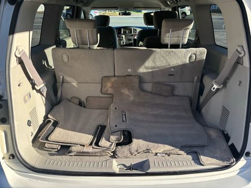 Used 2012 Nissan Quest S image 14