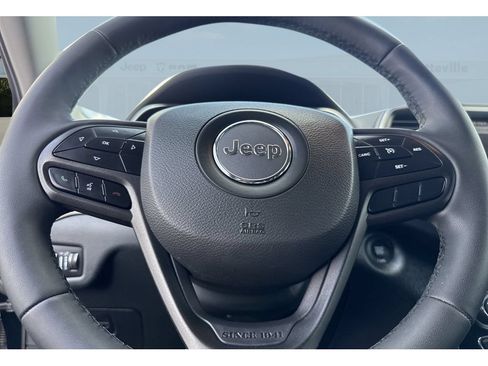 Used 2022 Jeep Cherokee Trailhawk w/ Sun, Sound & Nav Group AWD/4WD image 13