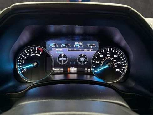 Used 2020 Ford Expedition Max Platinum RWD image 32