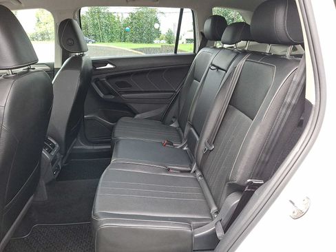 Certified 2022 Volkswagen Tiguan SE AWD/4WD image 8