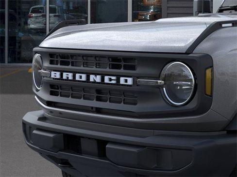 New 2025 Ford Bronco 2-Door image 19