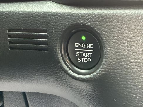 Certified 2023 Ford Ranger Lariat w/ Technology Package image 39