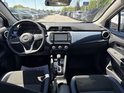 Certified 2025 Nissan Versa SV w/ Trunk Package FWD image 10
