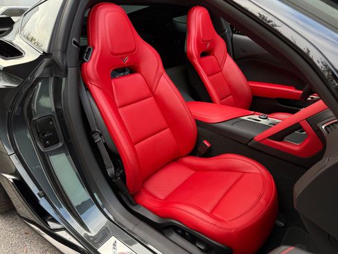 Used 2019 Chevrolet Corvette Z06 image 35