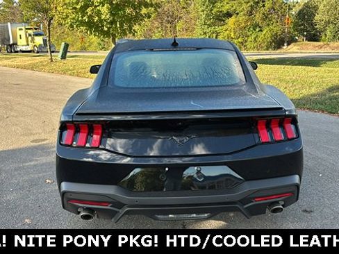 New 2025 Ford Mustang Premium image 30