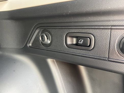 Used 2024 Subaru Forester Limited AWD/4WD image 14