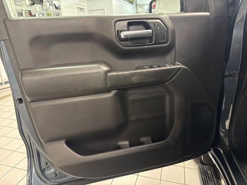 Used 2019 Chevrolet Silverado 1500 Custom w/ Custom Value Package image 14