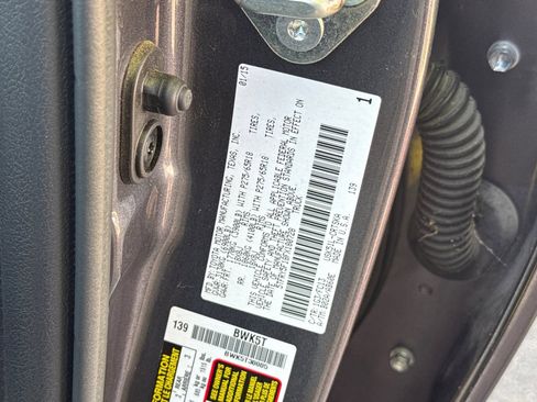 Used 2015 Toyota Tundra SR5 w/ SR5 Upgrade Package RWD image 54
