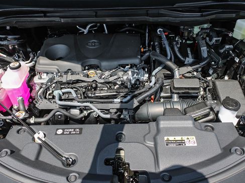 New 2026 Toyota Sienna LE FWD image 13