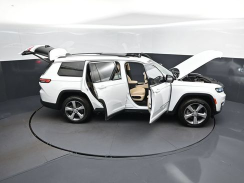 Used 2021 Jeep Grand Cherokee L Limited RWD image 50