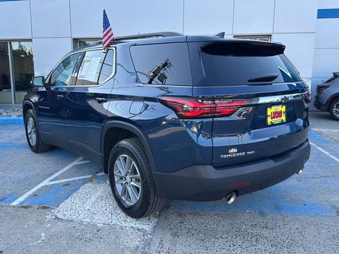 Used 2023 Chevrolet Traverse LT AWD/4WD image 7