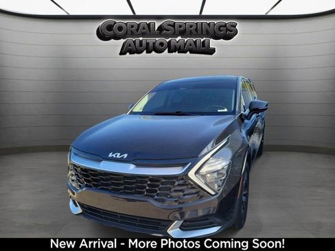 Certified 2023 Kia Sportage EX FWD image 3