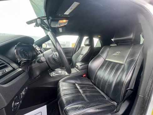 Used 2015 Chrysler 300 S image 25