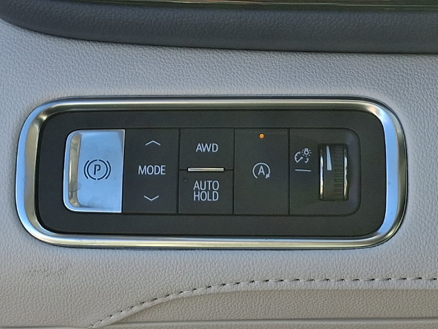 Used 2026 Buick Enclave Avenir w/ Super Cruise Package AWD/4WD image 9