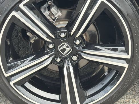 Used 2023 Honda Accord Sport image 6