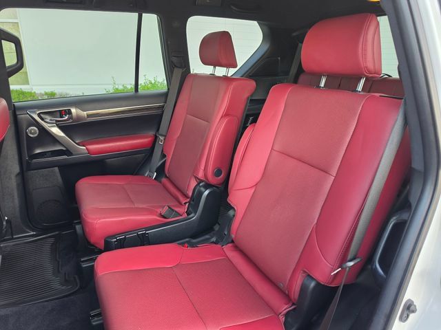 Used 2022 Lexus GX 460 Premium w/ Accessory Package AWD/4WD image 33