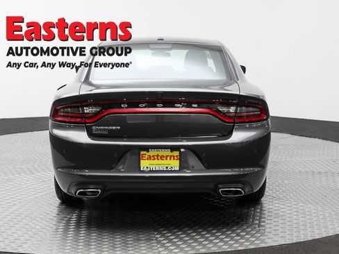 Used 2022 Dodge Charger SXT image 6