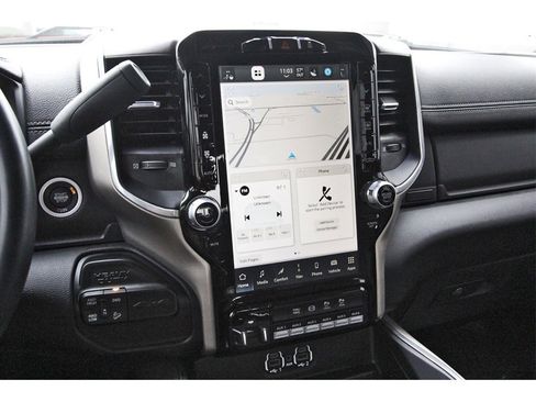 Used 2024 RAM 2500 Laramie w/ Towing Technology Group image 23