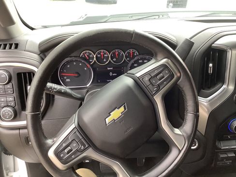 Used 2023 Chevrolet Silverado 2500 LTZ AWD/4WD image 16