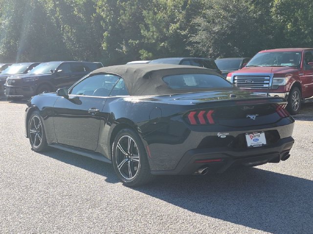 Used 2024 Ford Mustang Premium RWD image 5