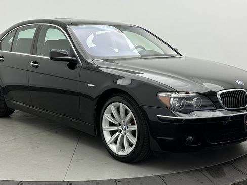 Used 2007 BMW 750i image 3