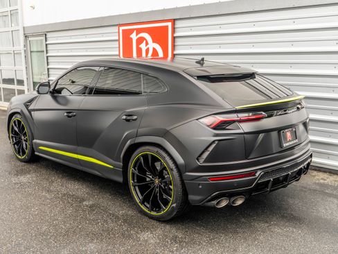 Used 2021 Lamborghini Urus AWD/4WD image 50