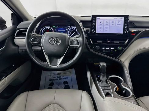 Used 2021 Toyota Camry XLE FWD image 27