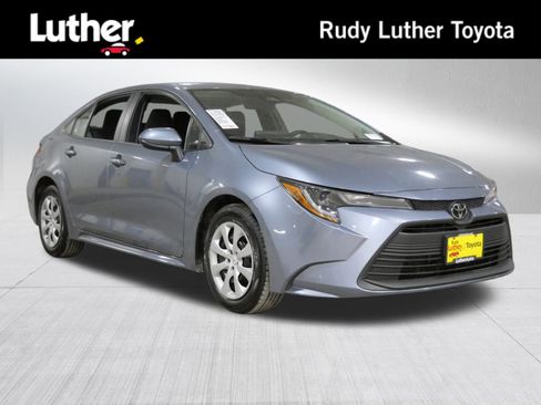 Certified 2024 Toyota Corolla LE image 1