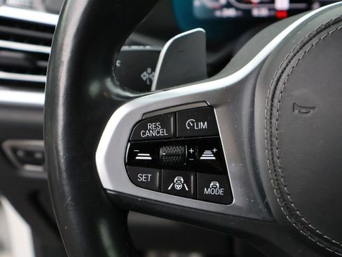 Used 2021 BMW X7 M50i AWD/4WD image 38