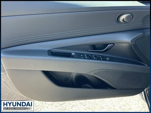 New 2026 Hyundai Elantra SEL Sport FWD image 14