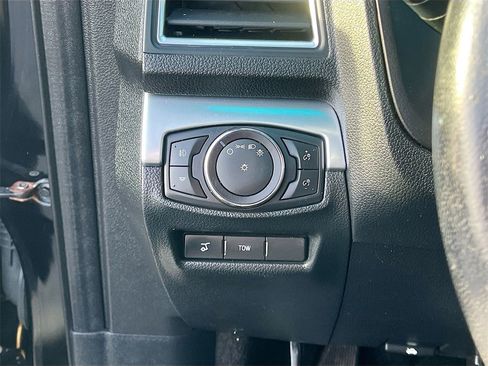 Used 2016 Ford Explorer Sport image 10