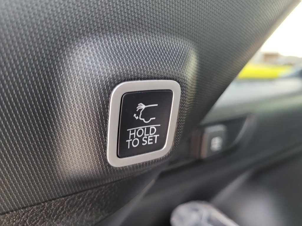 New 2027 Jeep Grand Cherokee Altitude AWD/4WD image 11