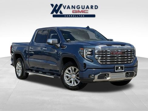 Used 2024 GMC Sierra 1500 Denali w/ Technology Package AWD/4WD image 1