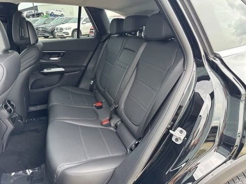 New 2025 Mercedes-Benz GLC 350e 4MATIC image 10
