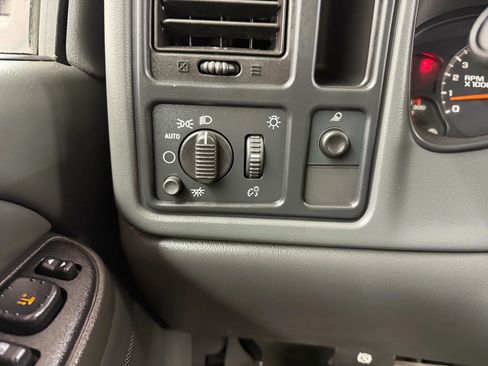 Used 2006 Chevrolet Silverado 1500 LT image 18