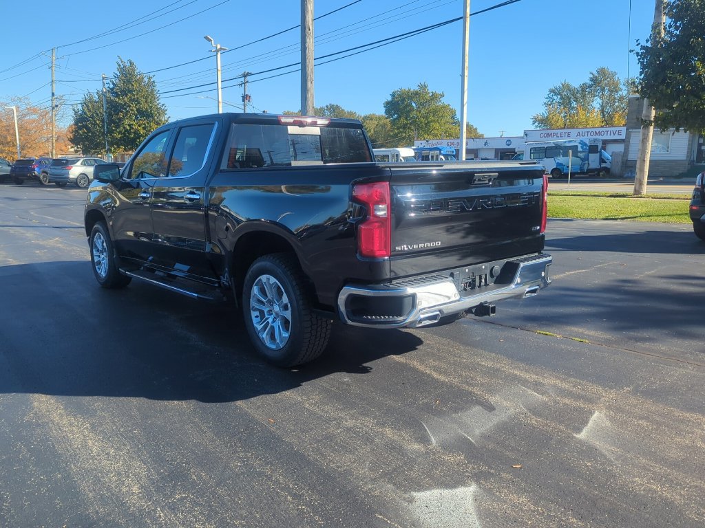 Certified 2023 Chevrolet Silverado 1500 LTZ w/ LTZ Premium Package AWD/4WD image 7