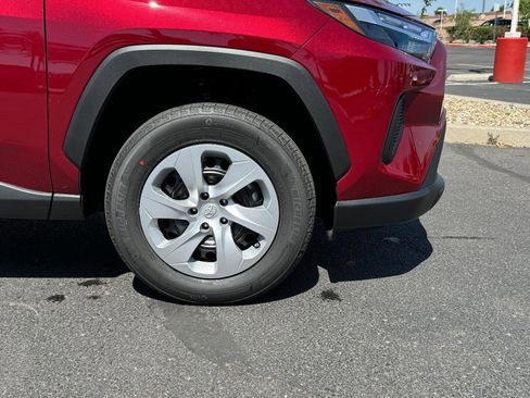 New 2025 Toyota RAV4 LE image 7