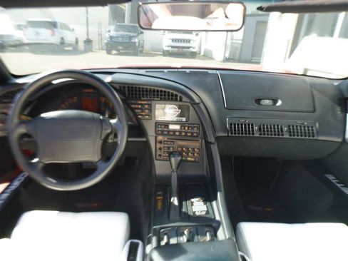 Used 1992 Chevrolet Corvette Convertible image 13