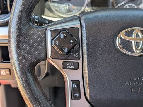 Used 2018 Toyota Tacoma SR5 AWD/4WD image 25