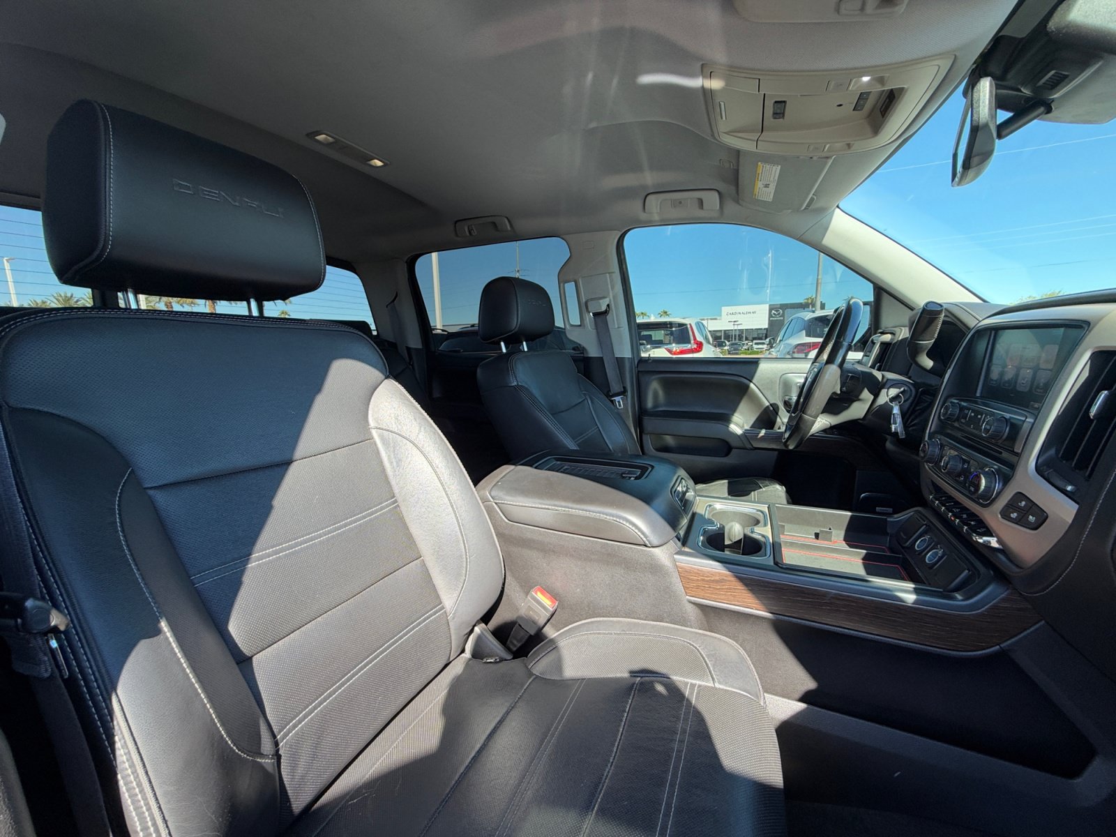 Used 2017 GMC Sierra 1500 Denali RWD image 19