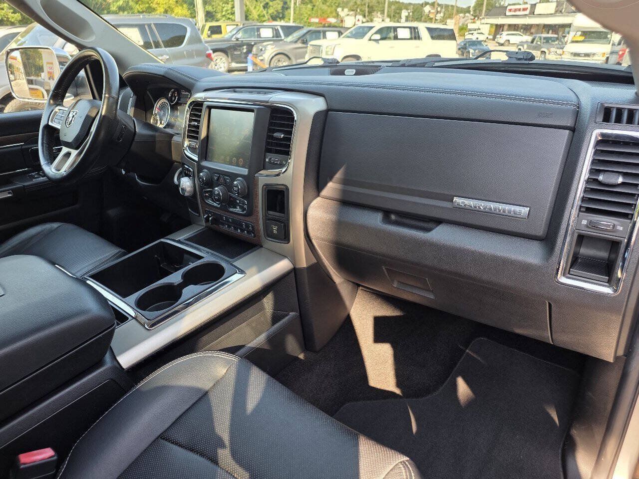 Used 2014 RAM 1500 Laramie w/ Convenience Group RWD image 28
