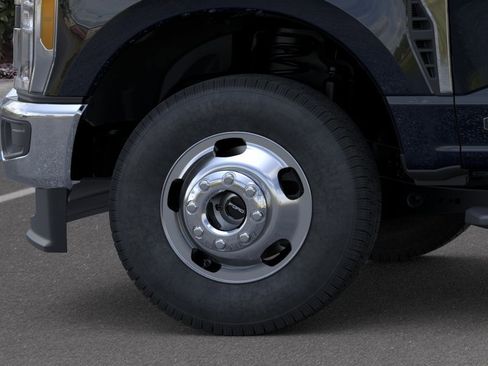 New 2026 Ford F350 XLT w/ XLT Value Package AWD/4WD image 19