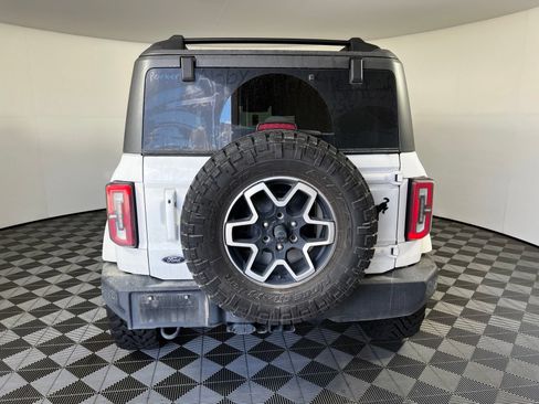 Used 2022 Ford Bronco Outer Banks AWD/4WD image 6