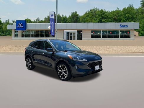 Used 2022 Ford Escape SEL w/ SEL Stealth AWD Package image 4