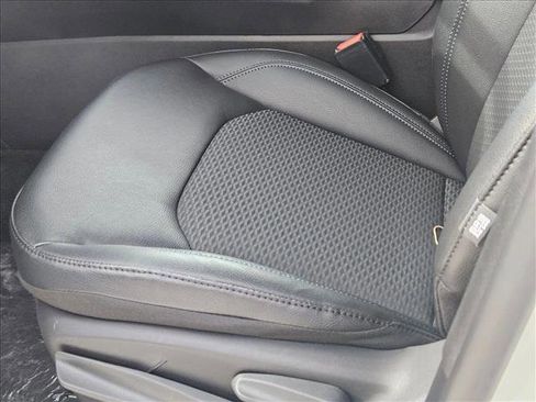 New 2026 Jeep Compass Latitude image 4